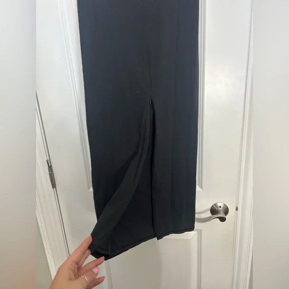 Skims Fits Everybody Maxi Skirt - Picture 7 of 7